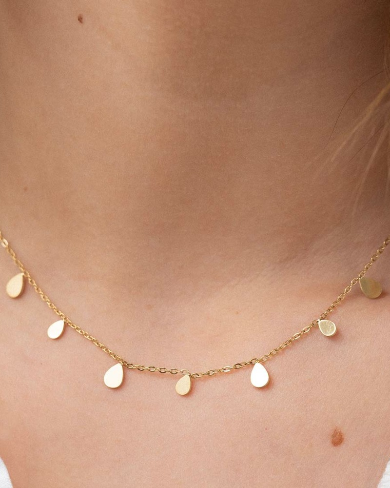 collar-gotas-gold-modelo