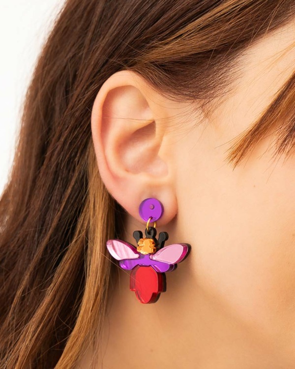 pendentes-abeja-rosa-modelo