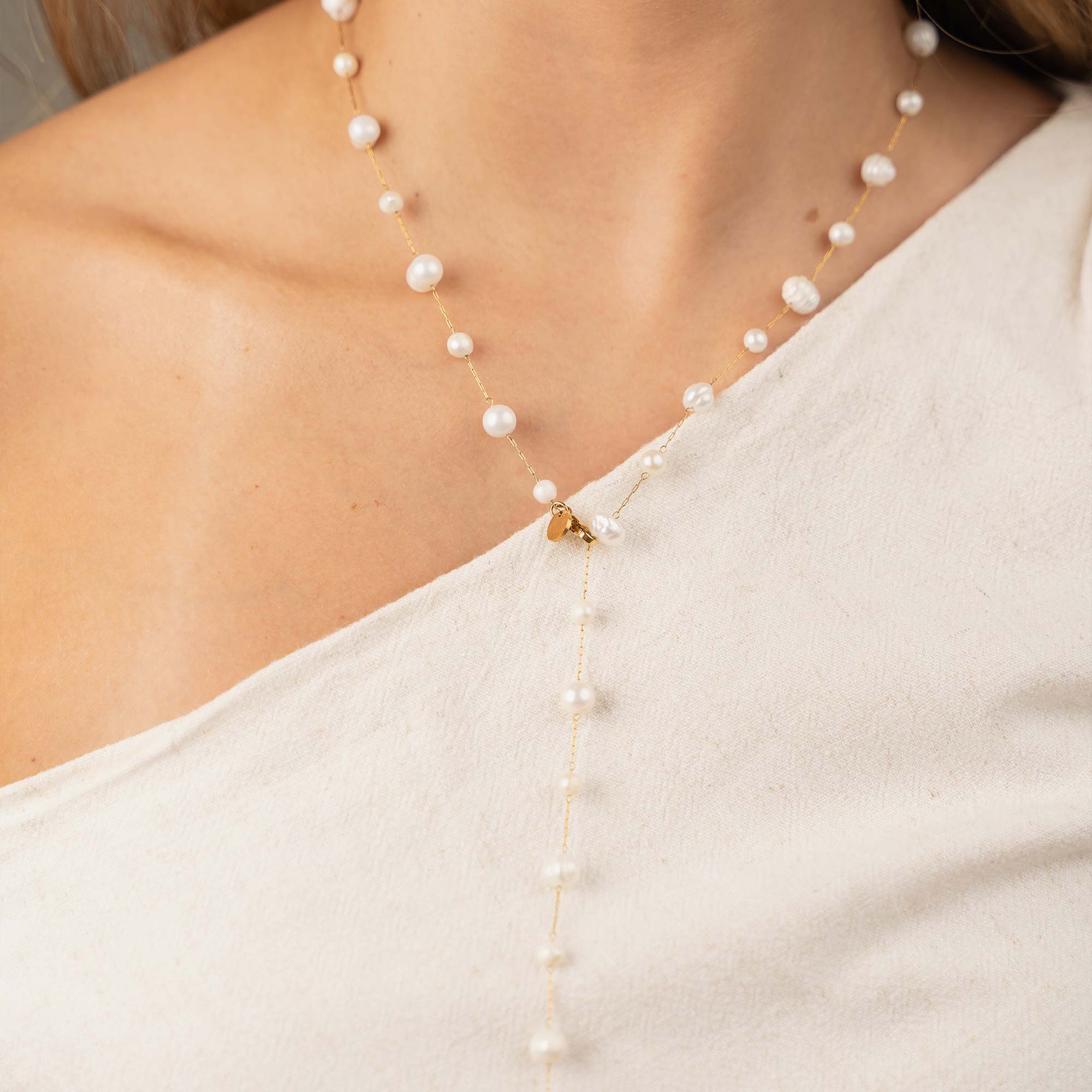 Collar Perlas Vertical Gold